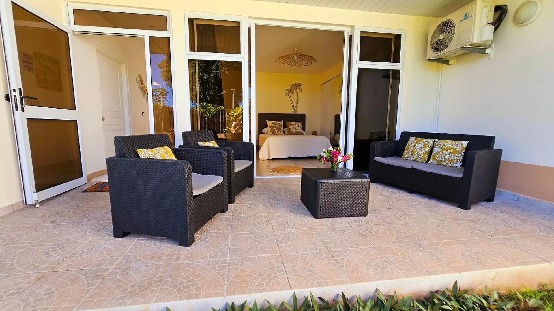 הוילה Paea Cozy House In A Private Complex בית נופש